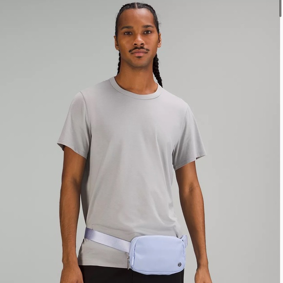 NWT Lululemon Everywhere Belt bag Pastel Blue silver hardware logo 1L size - Picture 14 of 15